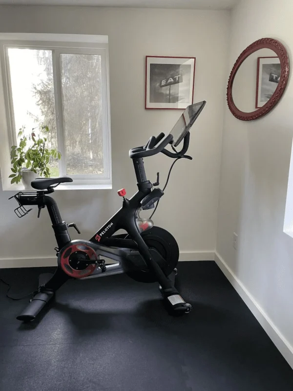 Indoor Stationary Exercise Bike with Immersive 22 HD Touchscreen (Black) - Image 3