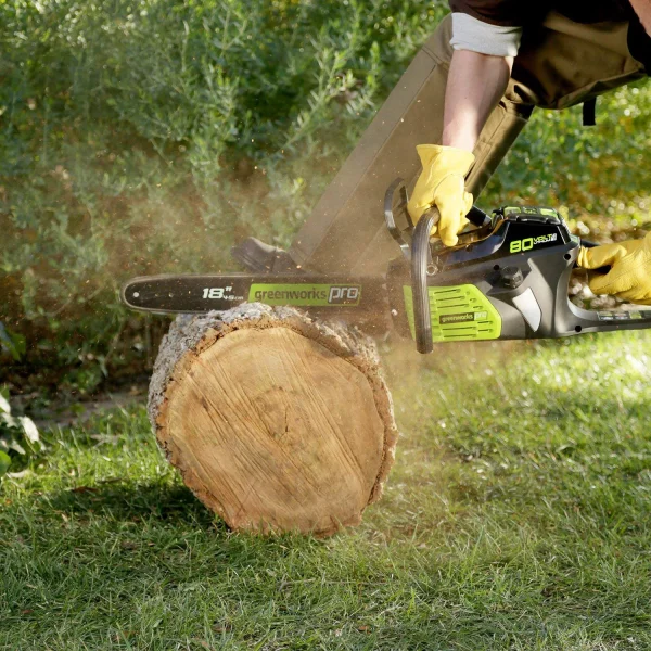Discontinued - Greenworks Pro 18-Inch 80V Cordless Lithium-Ion Chainsaw, Battery and Charger Included GCS80421 - Image 3