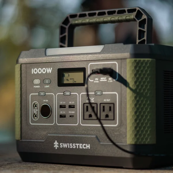 Swiss Tech 1000W Portable Power Station, 999Wh, Solar Powered Battery for Camping and Travel Emergency - Image 6