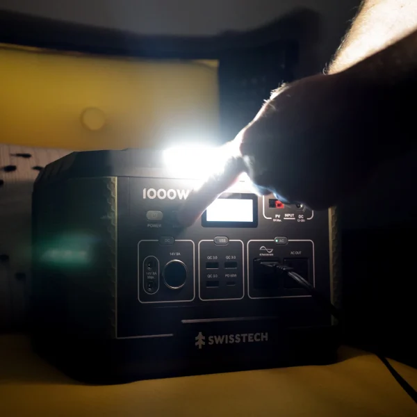 Swiss Tech 1000W Portable Power Station, 999Wh, Solar Powered Battery for Camping and Travel Emergency - Image 7
