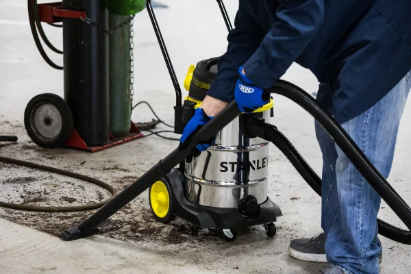 STANLEY 8 gal Stainless Steel Wet Dry Vacuum with Hose Accessories and Tool Storage - Image 5